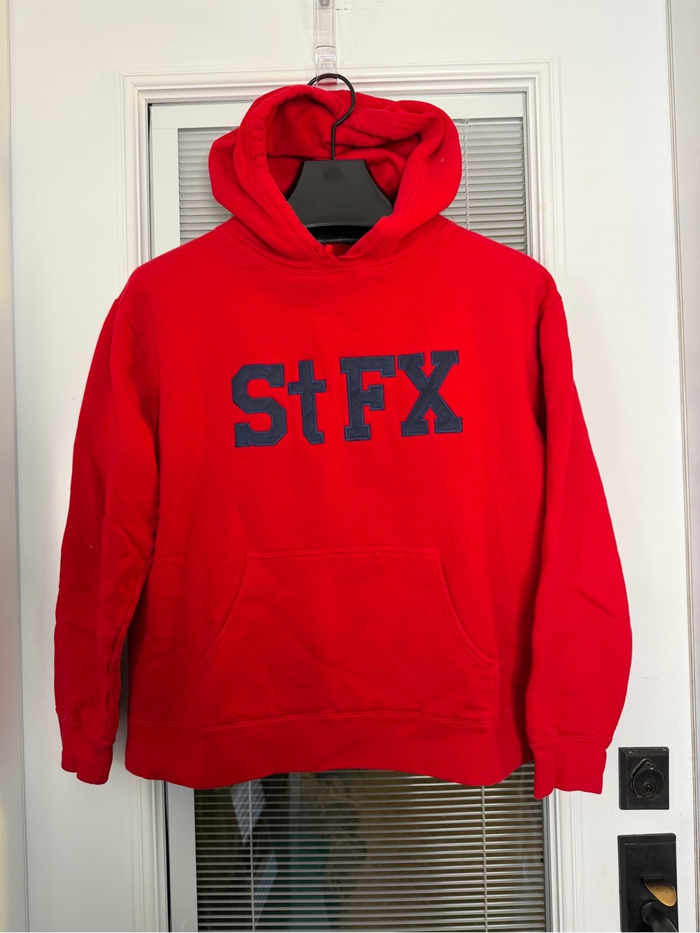 St. Francis Xavier StFX University Hoodie Men’s XL Red with Navy Logo EUC